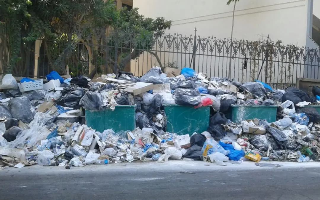 تجارة النفايات تنشط مجدداً والبيع "عالمكشوف" وبالكيلو...