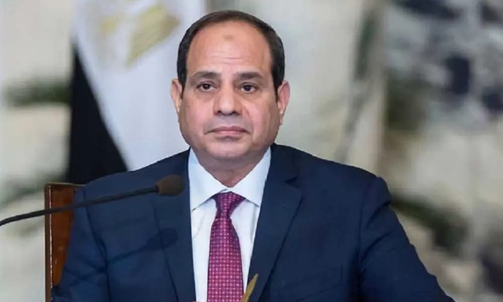 السيسي يعاقبُ قاضيًا كبيرًا
