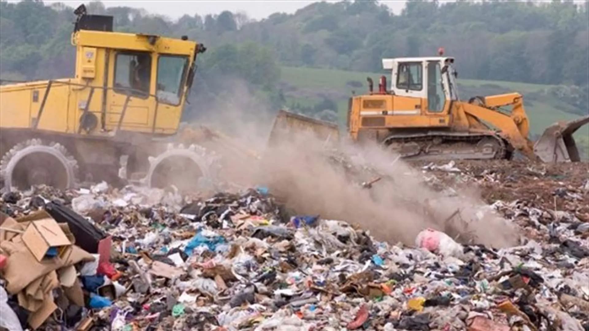 بيان من بلدية الشويفات حول رمي الردميات في الكوستابراڤا