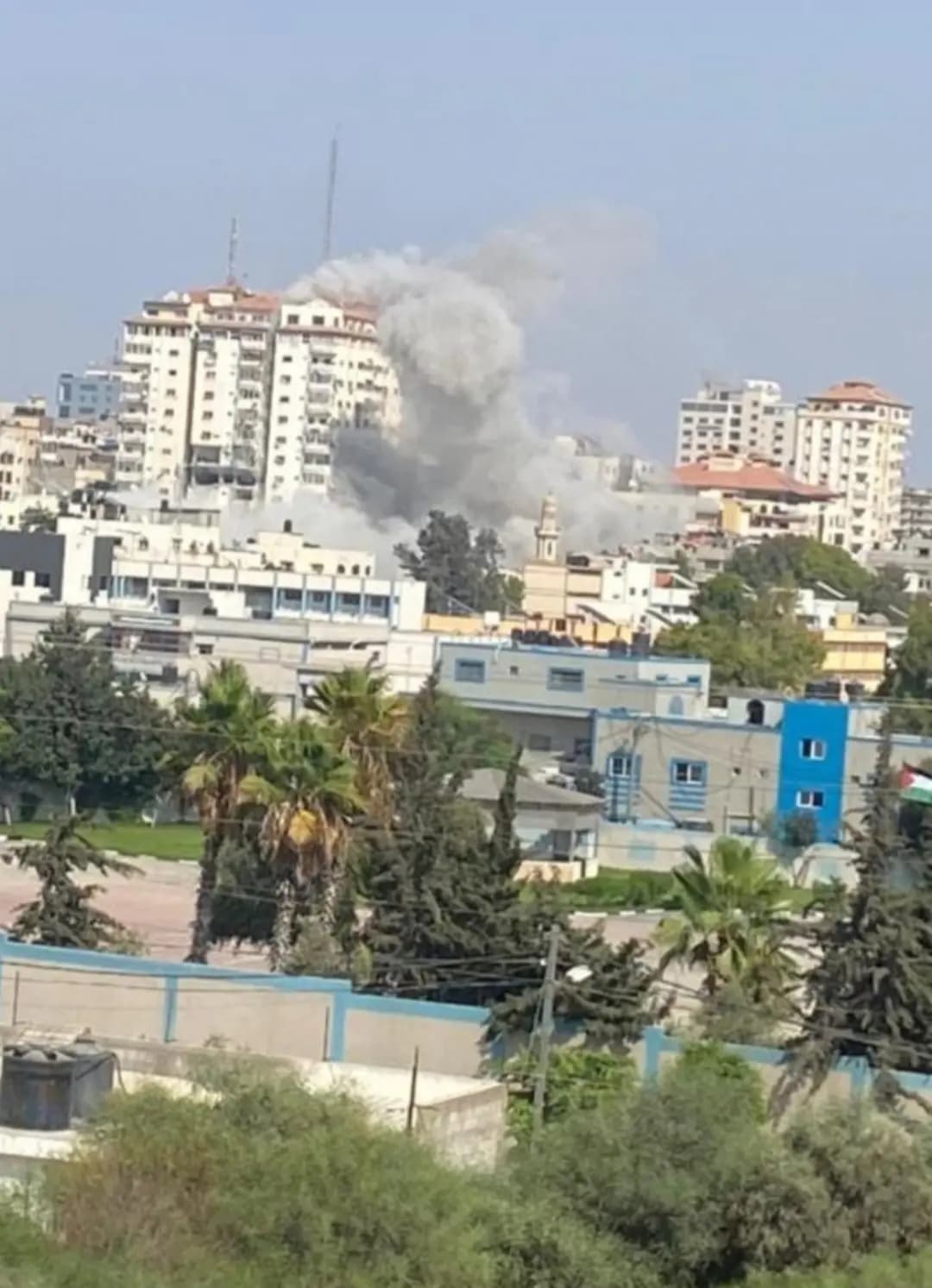 بالصورة: جيش الاحتلال يبدأ حربه على غزة
