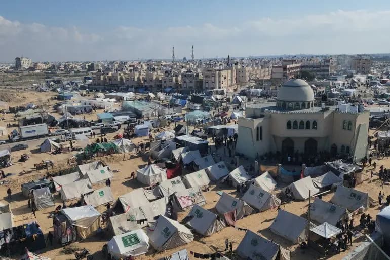 "قاب قوسين أو أدنى".. إليكم التفاصيل عن صفقة غزة