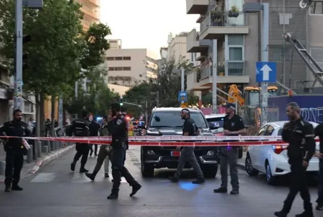 عملية طعن في تل أبيب.. ماذا في التفاصيل؟