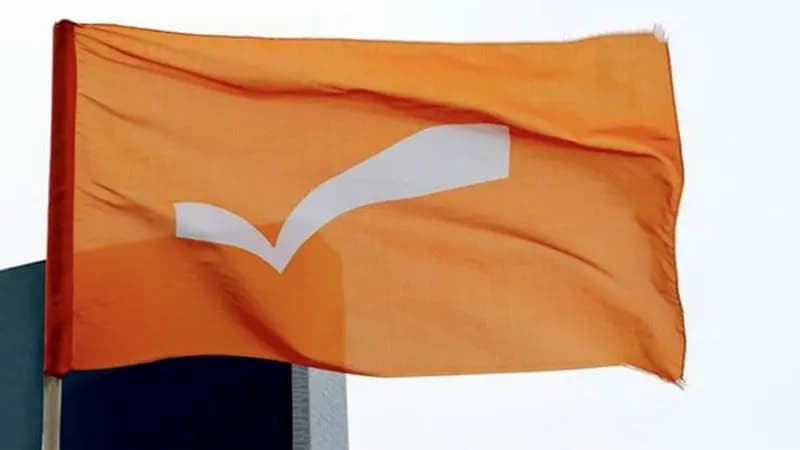 مهندسو "الوطني الحر" يعلقون على مناقصة عقد التأمين