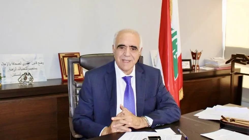 بعد محاولة قنصها.. القصيفي يتّصل بمارون
