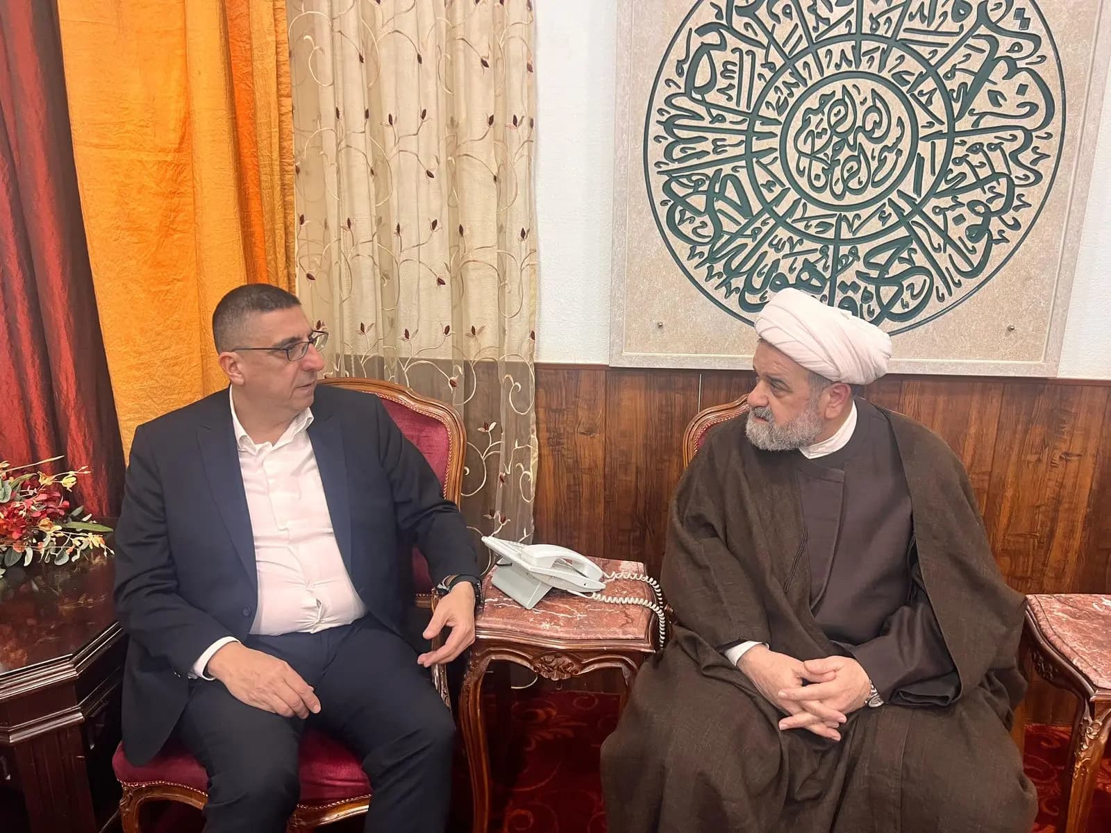 العلامة عبدلله يستقبل حجار.. وهذا هدف الزيارة