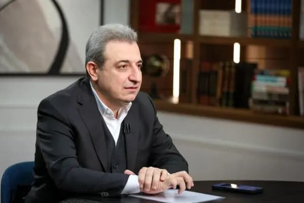 "خدمة غير مقصودة".. هكذا تحدث أبوفاعور عن تأخير ولادة الحكومة