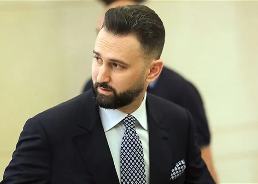 جنبلاط يدعو لتذليل العقبات أمام تأليف الحكومة