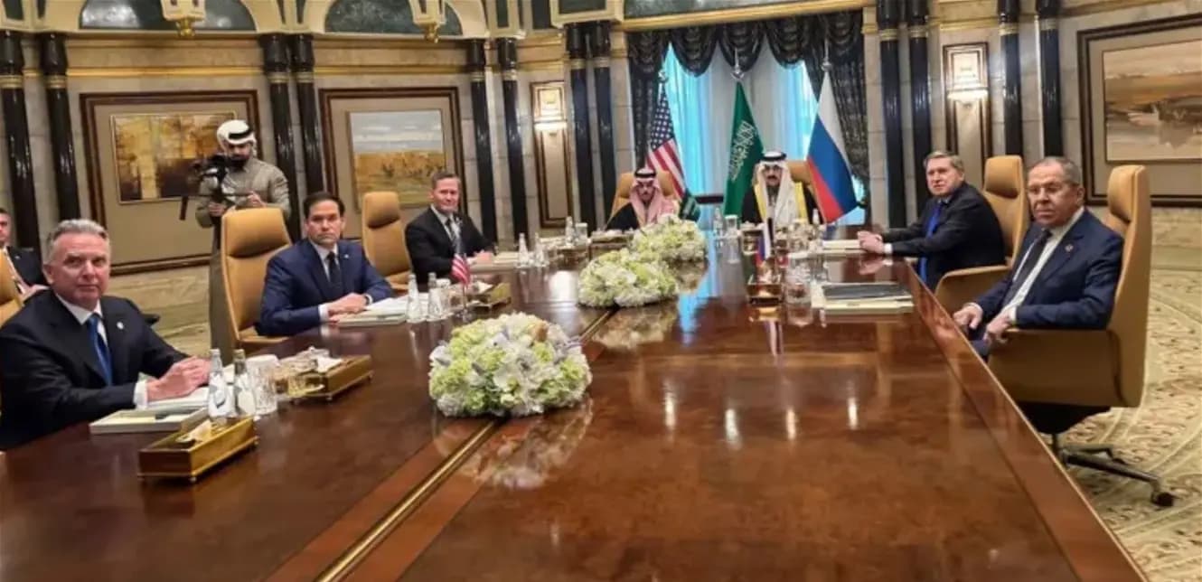 انطلاق القمة الأميركية - الروسية في الرياض