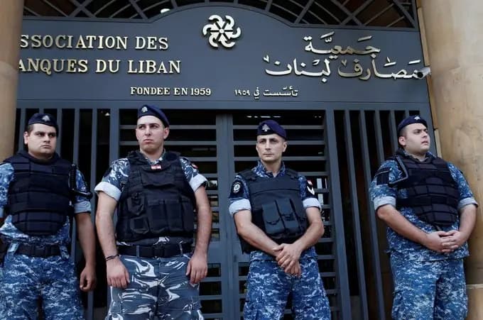 هل نحن قادمون على أمن ذاتي مصرفي؟
