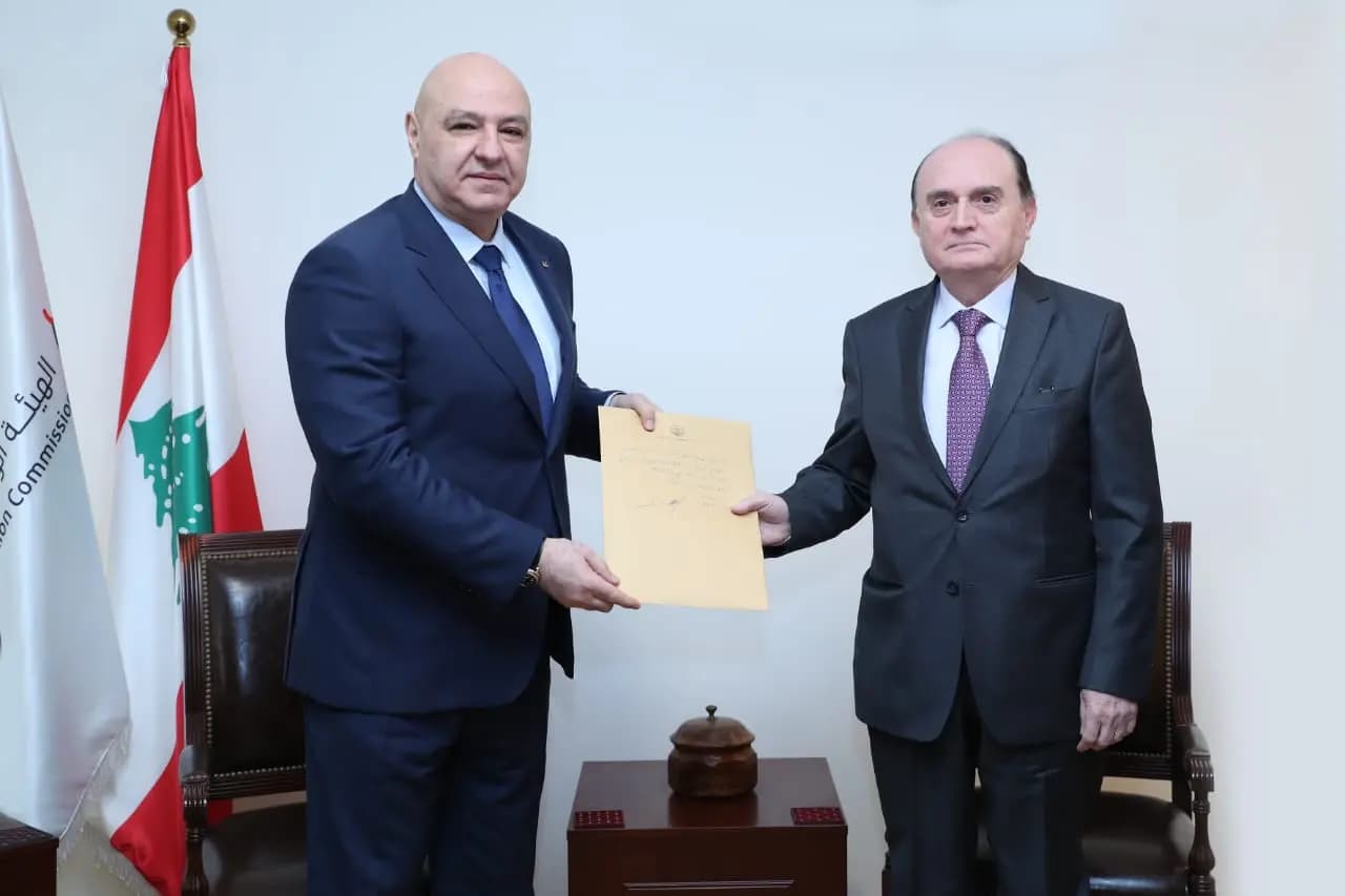 عون يزور مقر الهيئة الوطنية لمكافحة الفساد