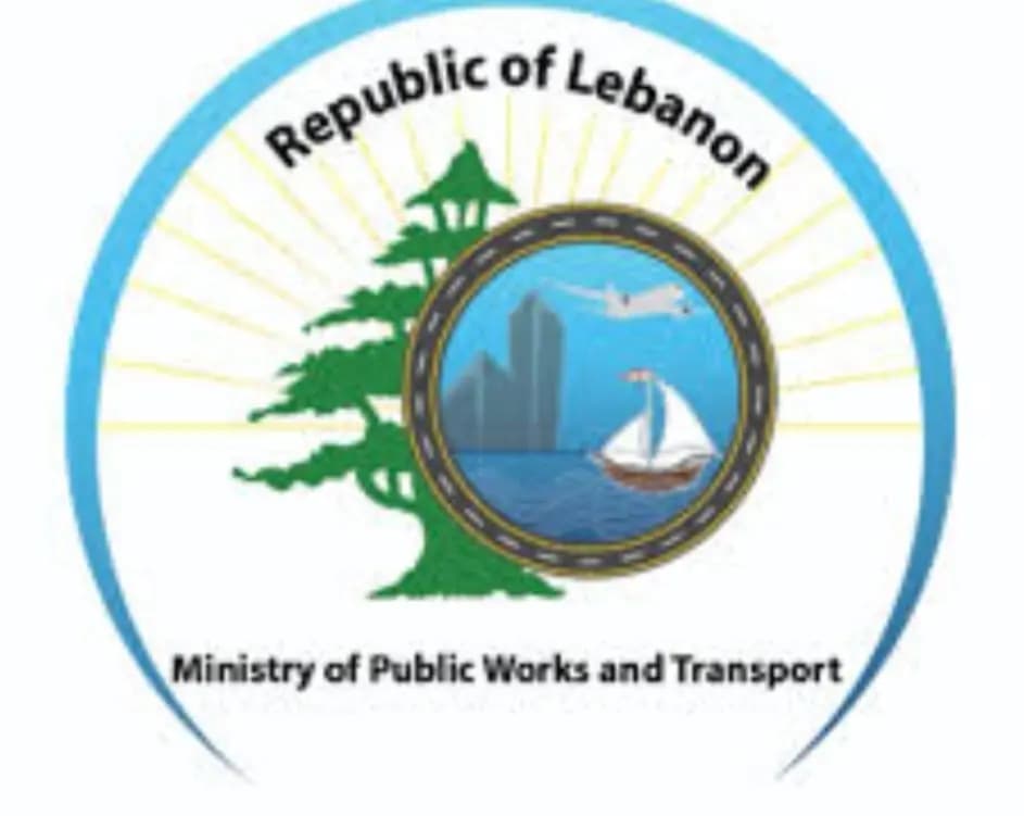 وزارةُ الأشغال: طائرةُ الميدل إيست تابعت مسارَها الطبيعيَّ بعد اقترابِ طائرةٍ من سلاحِ الجوِّ اليونانيِّ للأستفسار عن أي طارئ