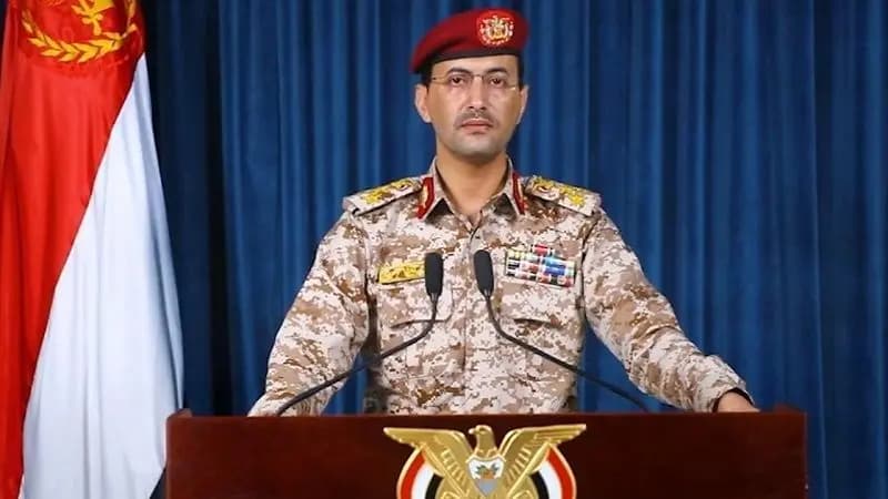 اليمن يتحدى الحصار: استئناف حظر السفن الإسرائيلية حتى فتح المعابر