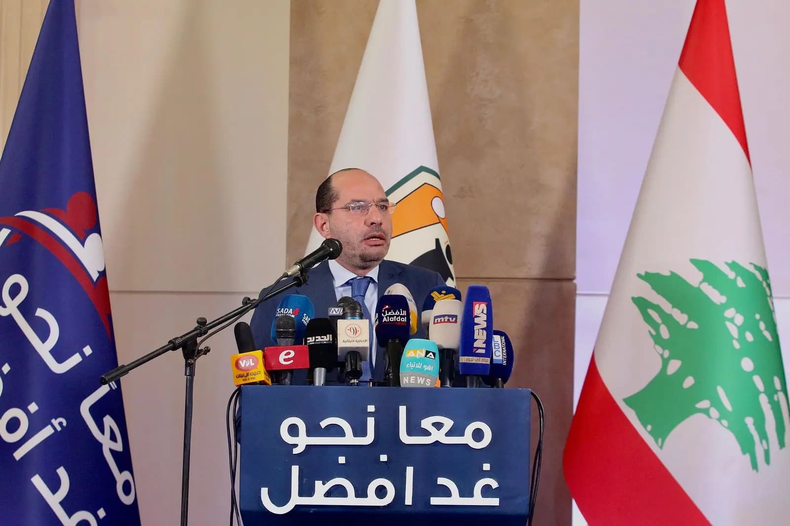 مراد يشيد بقمة الرياض: ما صدر عنها يشكل بارقة أمل لتعزيز العمل العربي المشترك