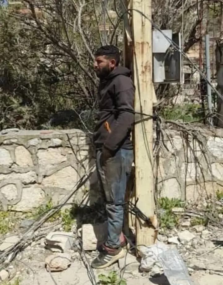 في العديسة.. ربطوه على عمود ليكون عبرة لغيره