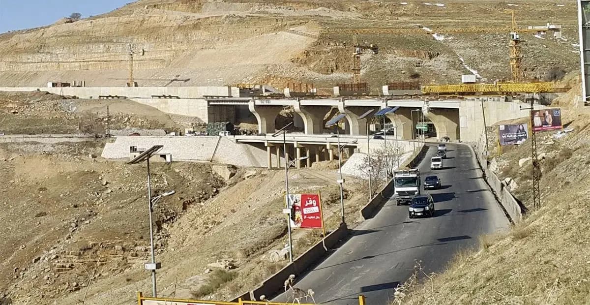 "هويته مزورة" وعناصر "ضهر البيدر" اكتشفوا الأمر!