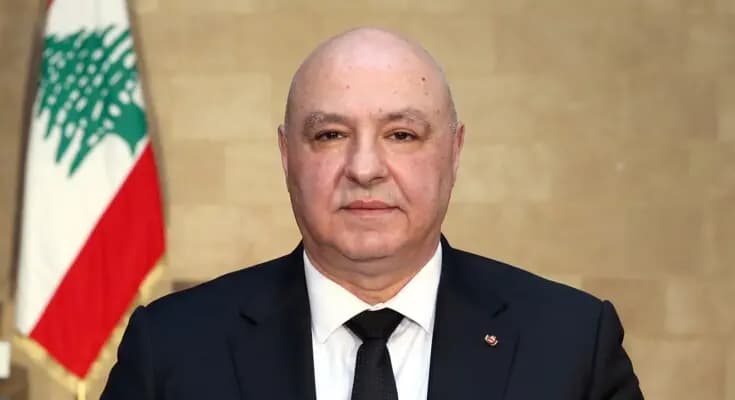 عون إلى قطر