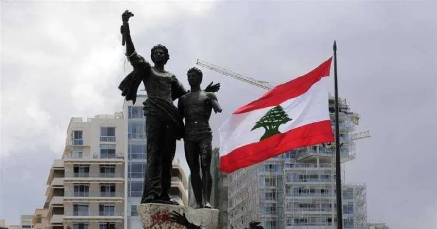 تمثال الشهداء يستعد لنبض الصحافة في أيار