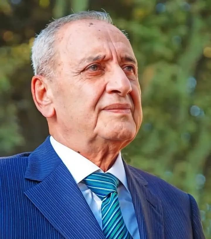 "بكلمات مؤثرة".. بري ينعى البابا