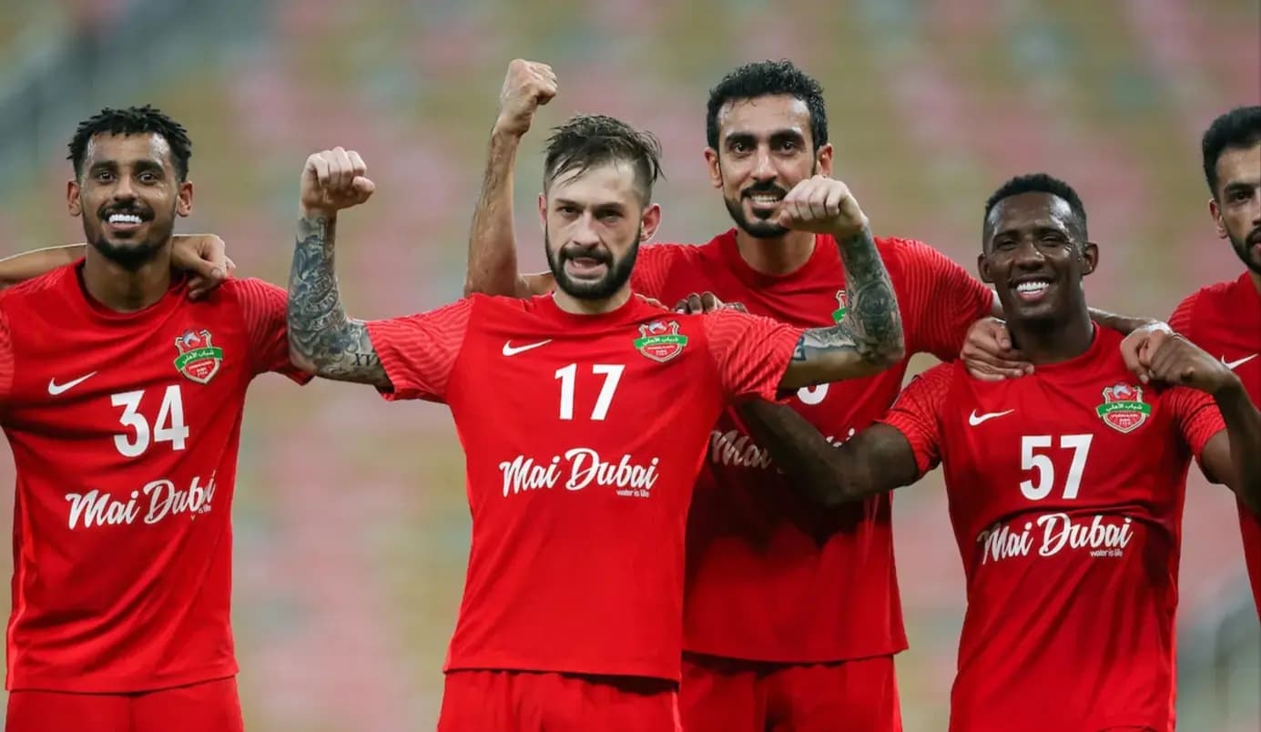 شباب الأهلي يتوج بطلًا لدوري المحترفين الإماراتي