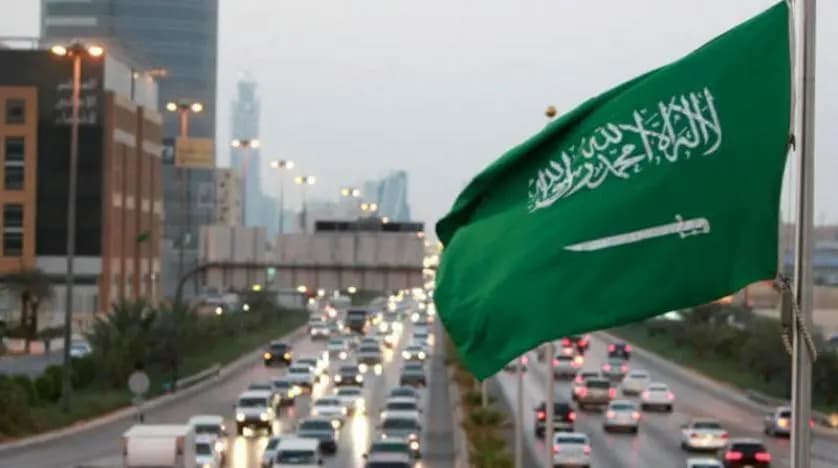 لأول مرة.. سعودي يرسم اسم بلاده في خرائط الأمم