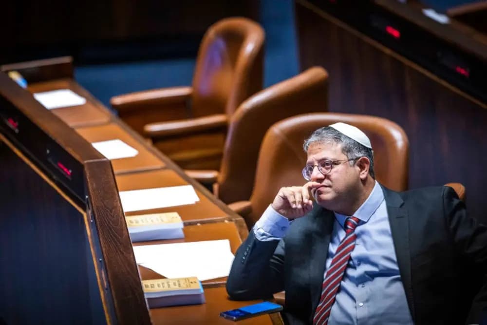 بن غفير يرفض المساعدات ويتمسك بـ”النصر الكامل"