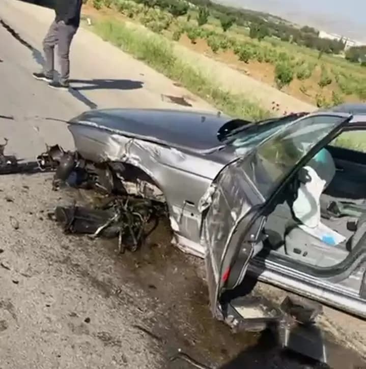 بالصورة.. حادث سير "مروع" على طريق عميق