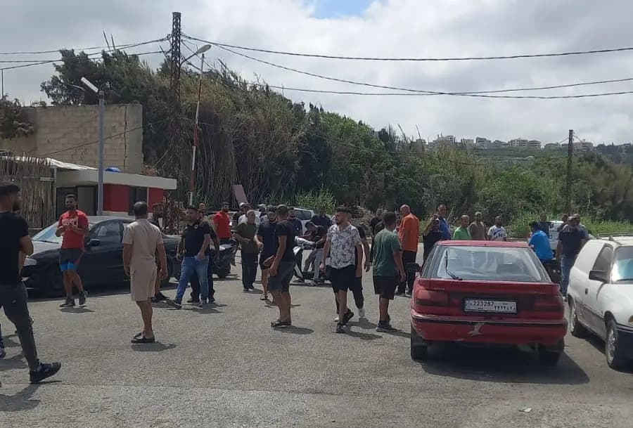 احتجاج صيادي الصرفند يقطع الأوتوستراد