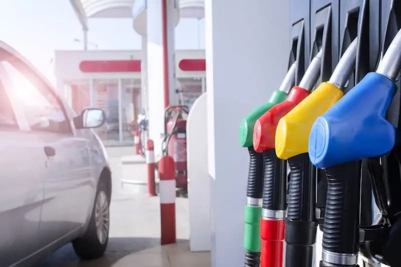 ارتفاع جديد في أسعار المحروقات.. وانخفاض مفاجئ في الغاز!