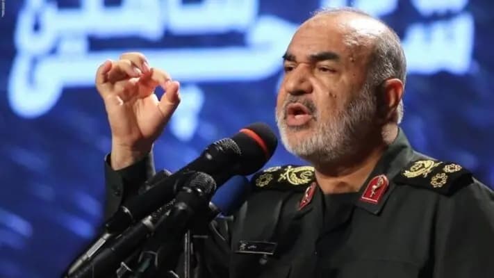 إيران تترقب وتستعد لكل السيناريوهات