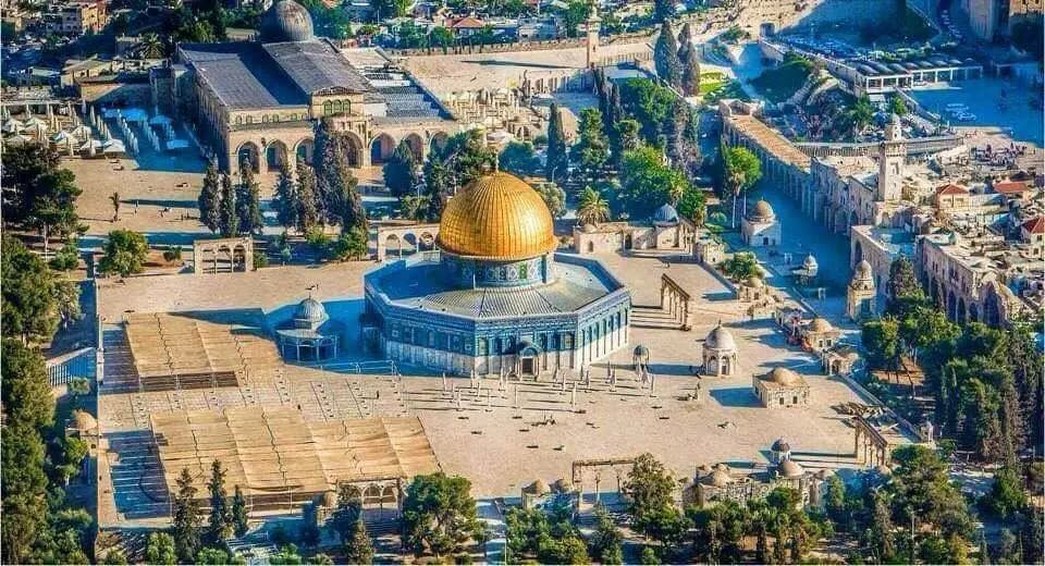 الإمارات تدين اقتحامات الأقصى وتستدعي السفير الإسرائيلي