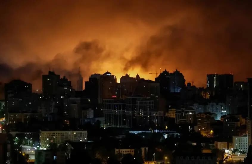 بمئات المسيرات.. روسيا تشن "أعنف هجوم" منذ بدء الحرب