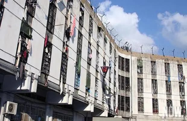اقتحام مبنى الأحداث في رومية لفكّ الإضراب عن الطعام