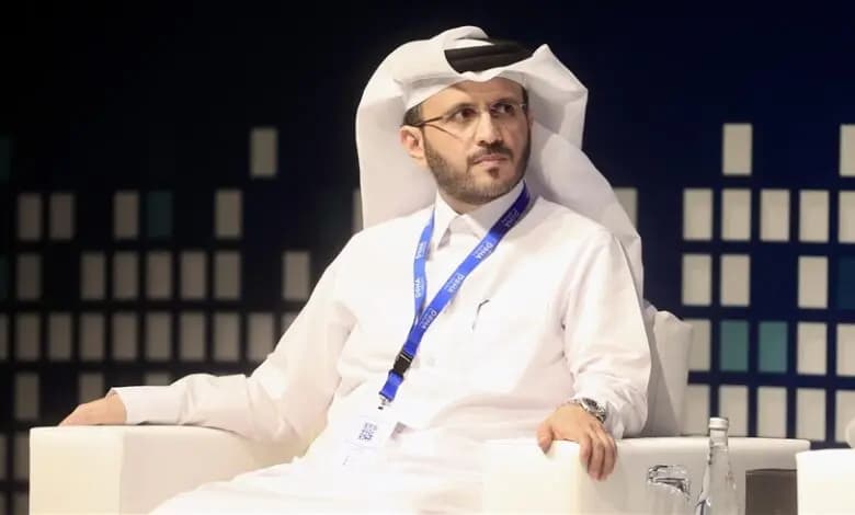 تنويه من السفارات.. وطمأنة من قطر