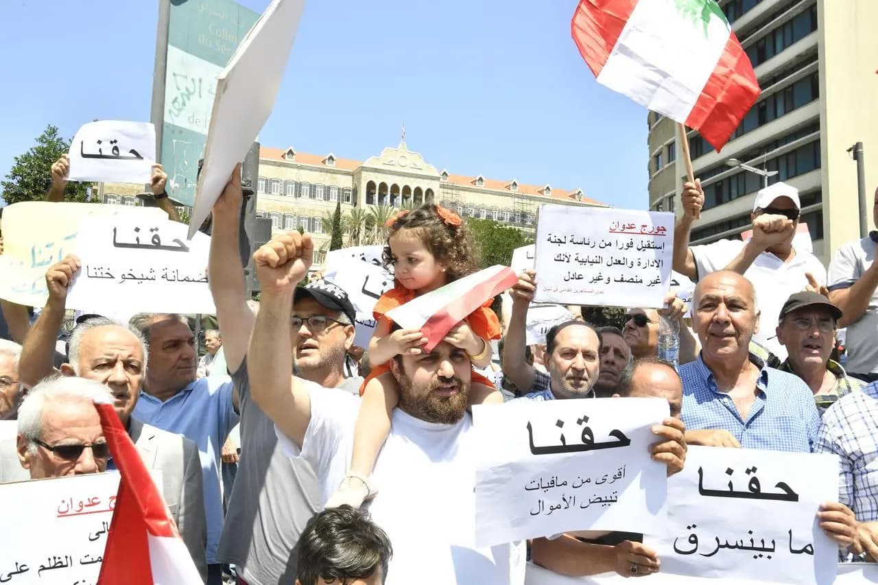 "رفضا لقانون الإيجارات".. اعتصام في رياض الصلح