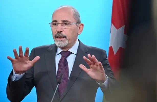 الصفدي: المنطقة لا تزال بعيدة عن التهدئة