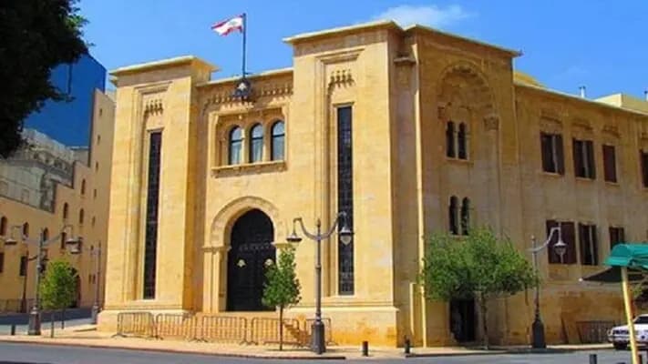 العمل التشريعي مستمر.. وهذا ما أقره المجلس