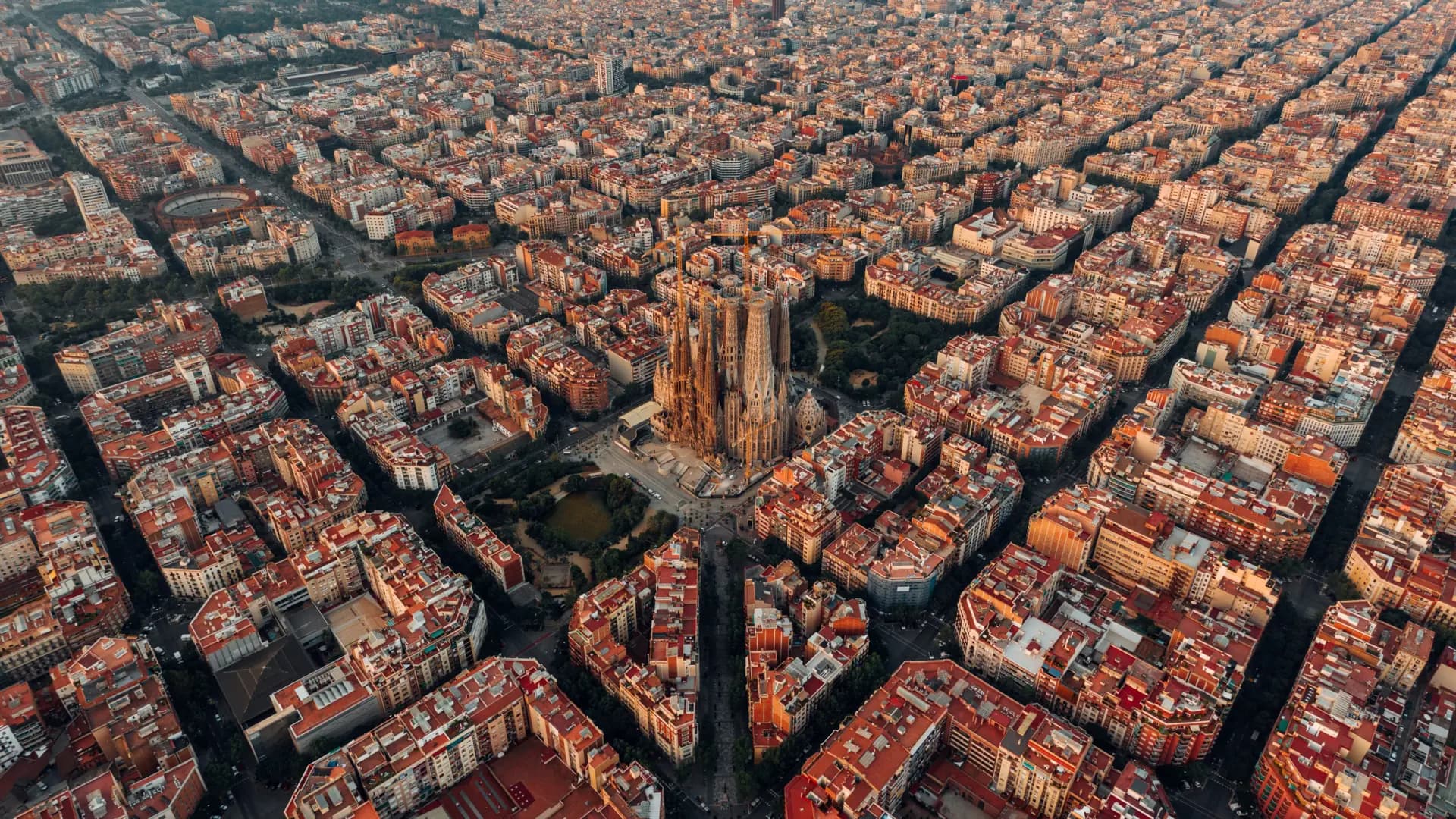 برشلونة تسجل أعلى حرارة منذ قرن!