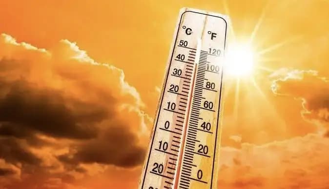 طقس حار وتحذير من حرائق في لبنان