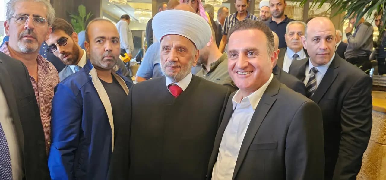 تكريم مفتي الجمهورية في "تعنايل"