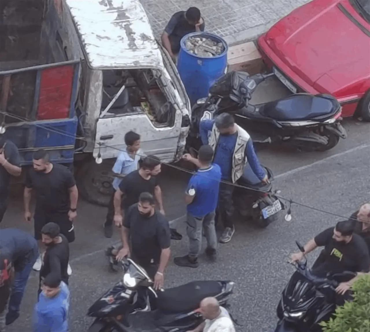 فقد السيطرة على شاحنته.. فدهس المواطنين