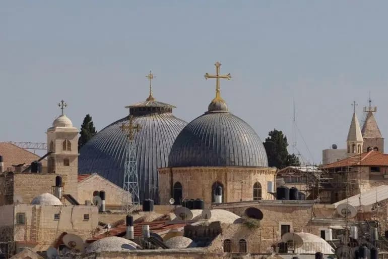 كنائس فلسطين: مستقبل مسيحيي الطيبة في خطر