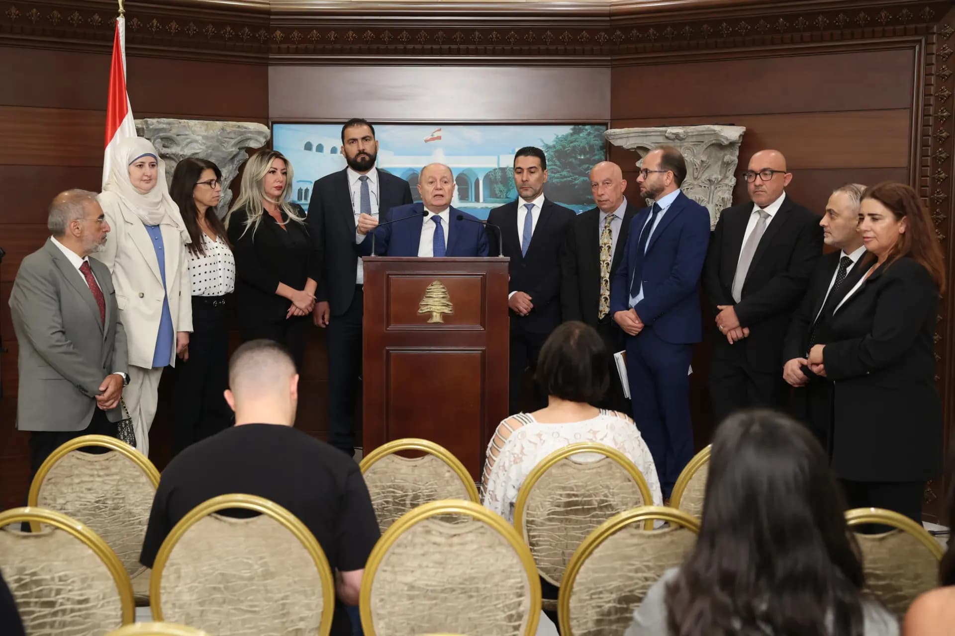 الاتحاد العمالي العام يعلّق الإضراب.. بماذا وعد الرئيس عون؟