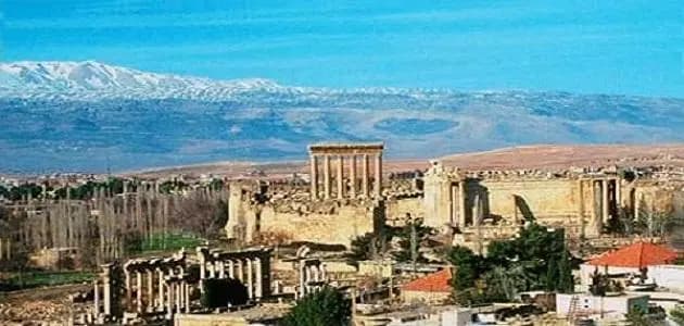 اشتباكات بين الجيش ومطلوبين في بعلبك