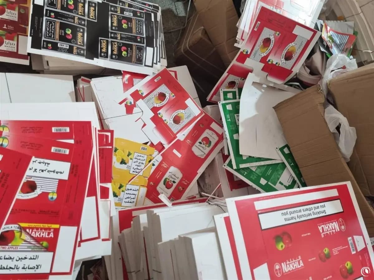 ضبط مصنوعات تبغية مهربة ومزوّرة