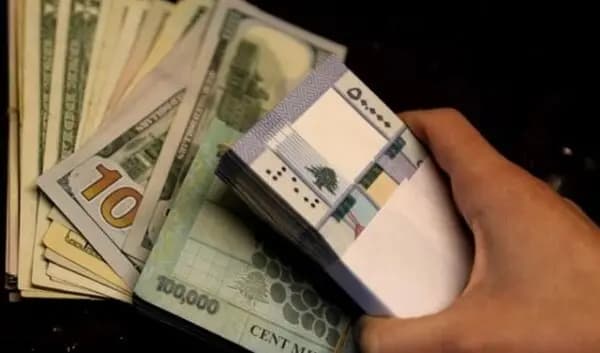 اللبنانيّون يستبقون رفع الرسوم الجمركية بشراء كماليّاتهم