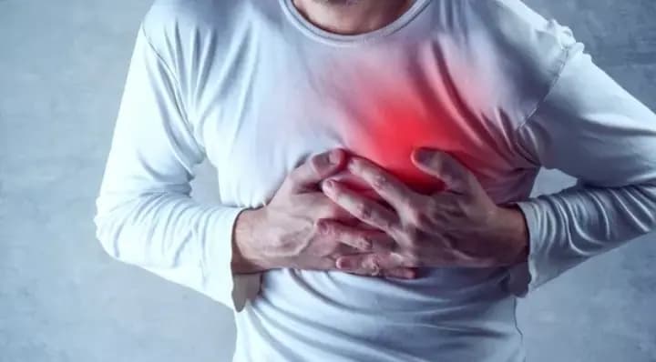 أعراض خفية تسبق النوبة القلبية.. ما هي؟