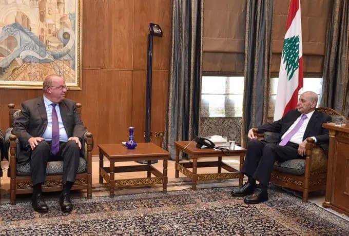 شارل الحاج: بري دائمًا عنده الخبر اليقين