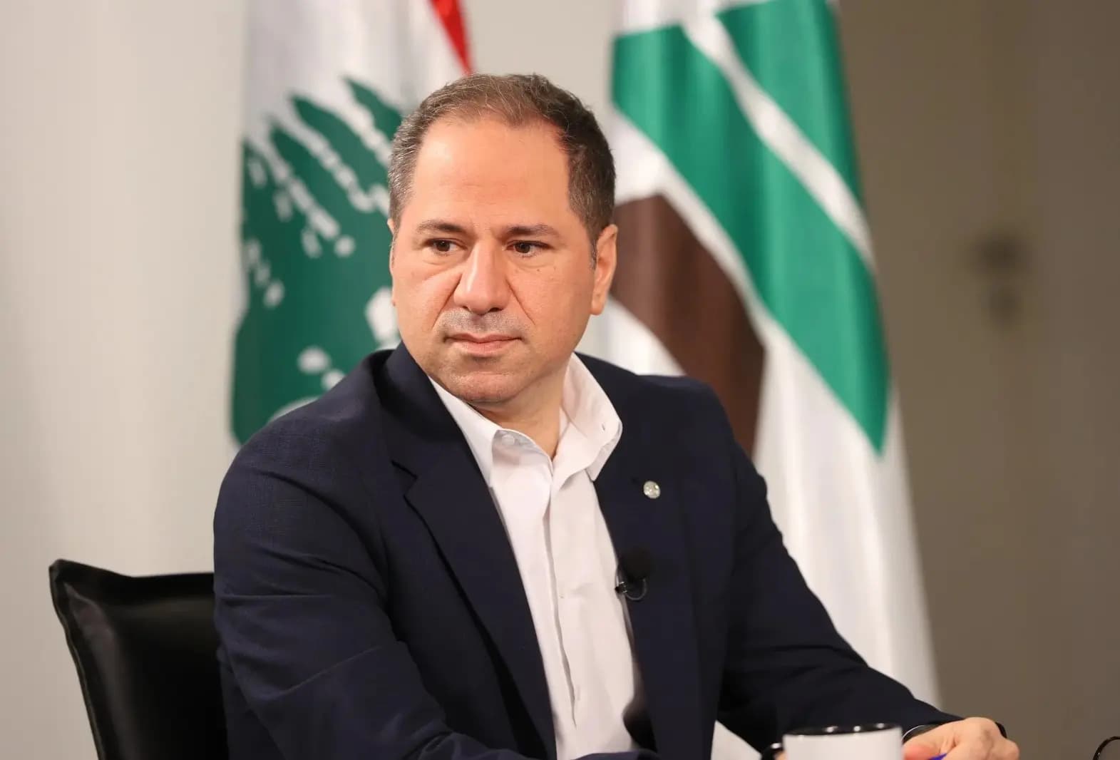 الجميل من عين التينة: نرفض تهميش الشيعة.. وأولويتنا بسط سيادة الدولة
