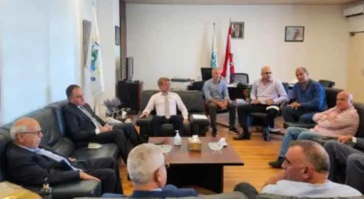 فيَّاض يبحث بموضوع إنتاج معامل كهرباء البارد