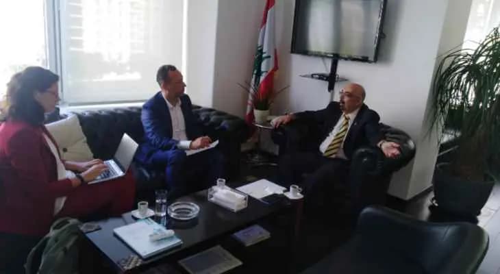مستشار وزير المهجرين لوفد هولندي :حريصون على عودة آمنة وطوعية للنازحين وليتفهم الغرب وضعنا